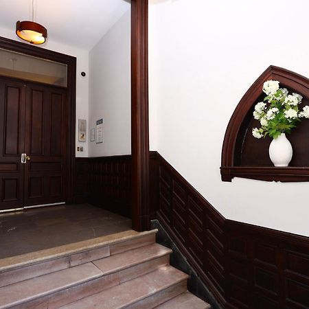 Cozy Studio On Newbury Street, #1 Бостон Екстер'єр фото